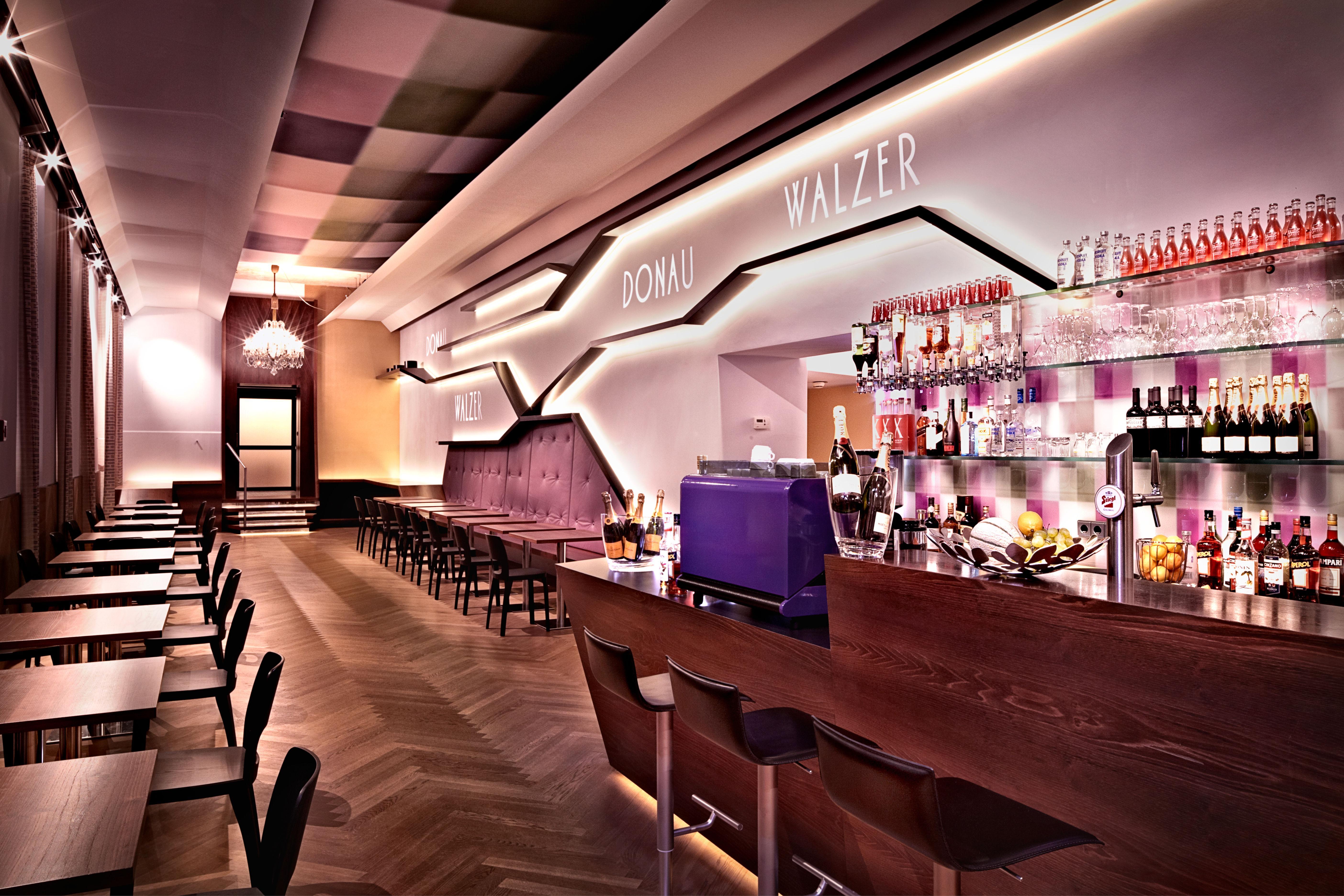 Boutique Donauwalzer Hotel 3*